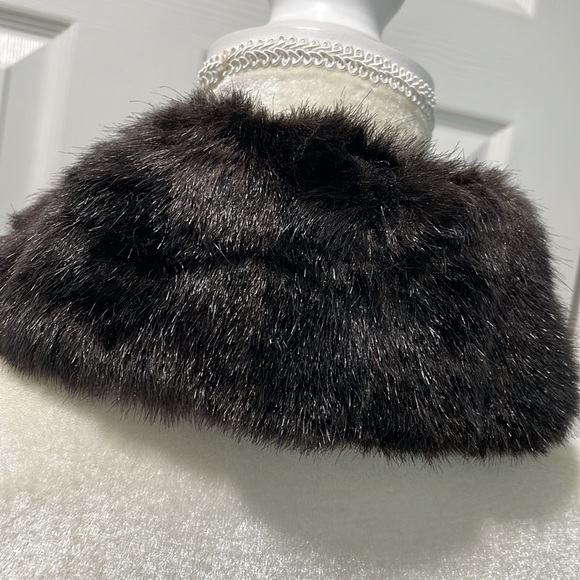 Fur Collar
💥Final Price💥 - Picture 3 of 7